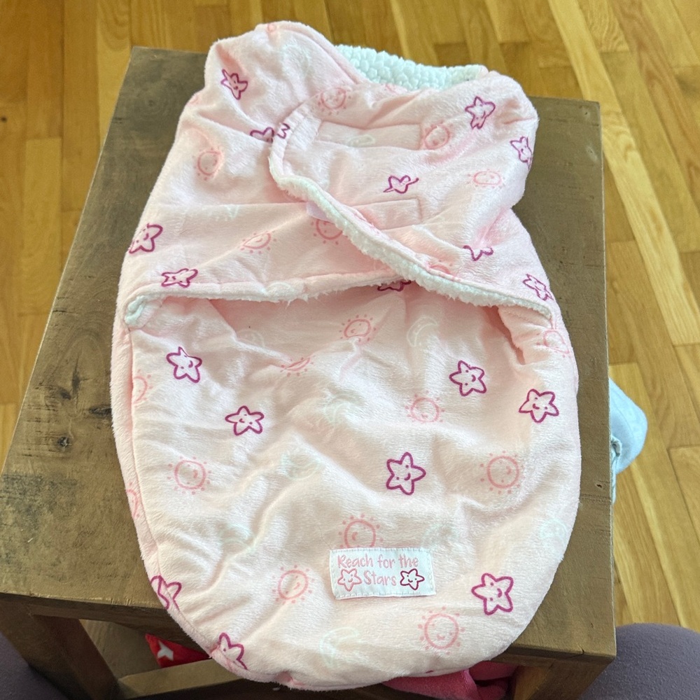 Fleece swaddle